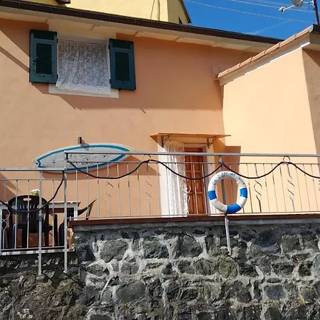 Vakantiehuis Un Tuffo Nel Mare *